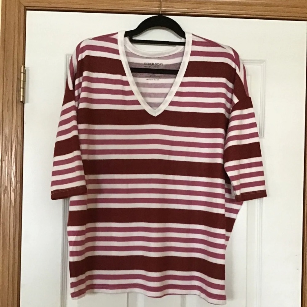 Torrid RELAXED FIT SUPER SOFT PLUSH V-NECK DROP SHOULDER TOP STRIPED 00 Medium